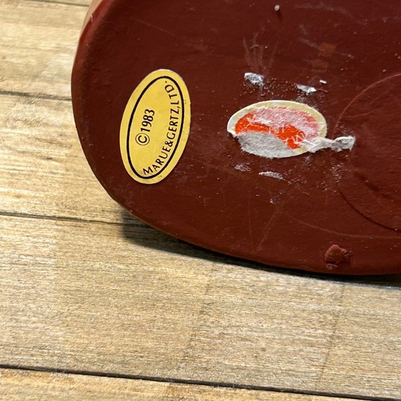 Vintage 1983 Marue & Gertz Hula Dancer Figurine Hawaii Souvenir Ceramic Decor - Picture 4 of 5